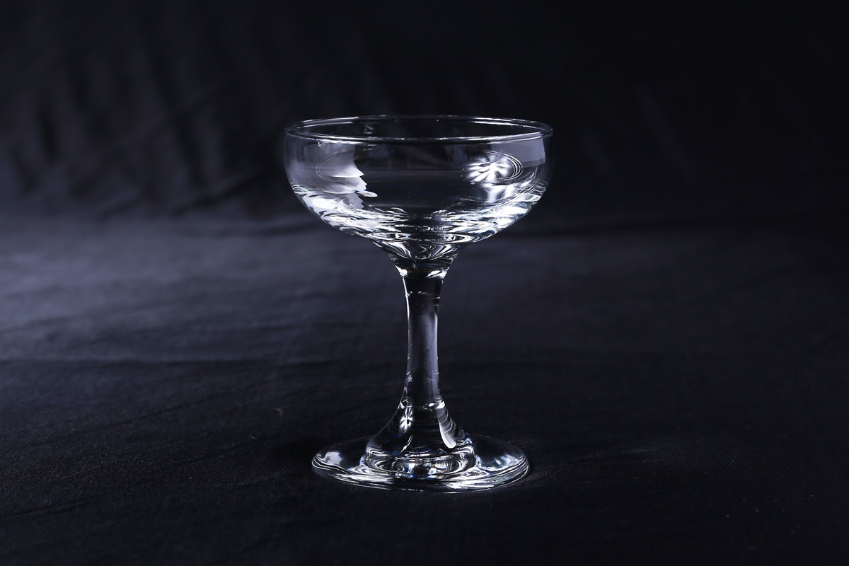 摆塔矮脚香槟杯