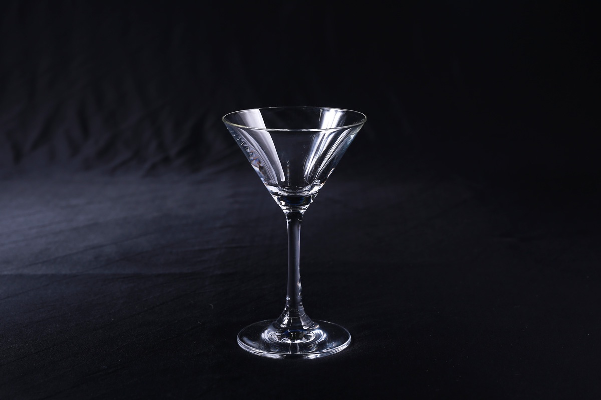 鸡尾酒杯