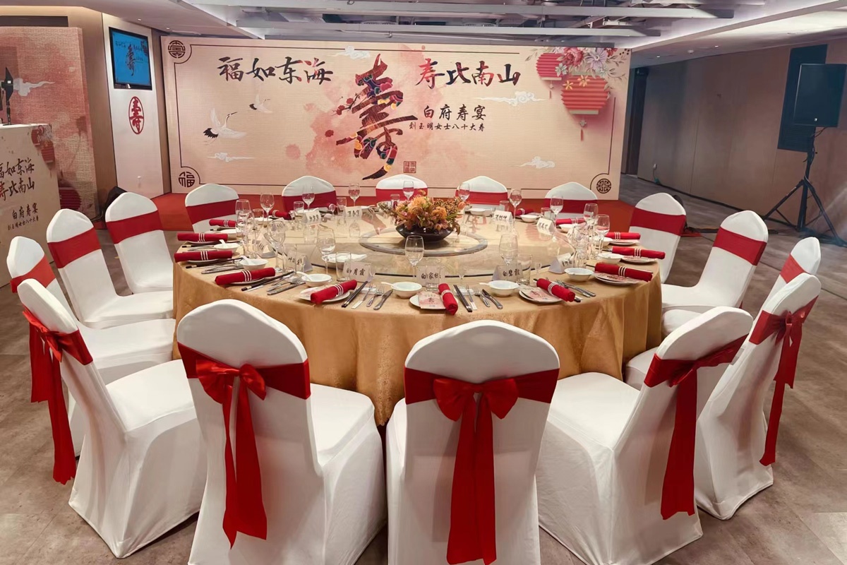 围餐桌椅租赁